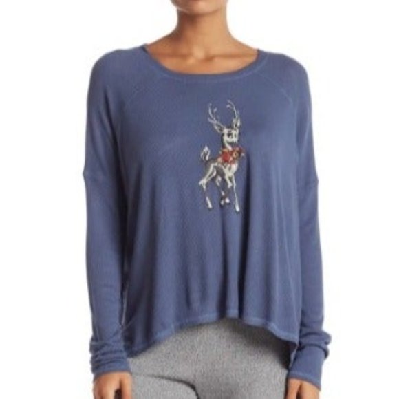 free press Tops - FREE PRESS Flirty Cozy graphic print t-shirt Sz M